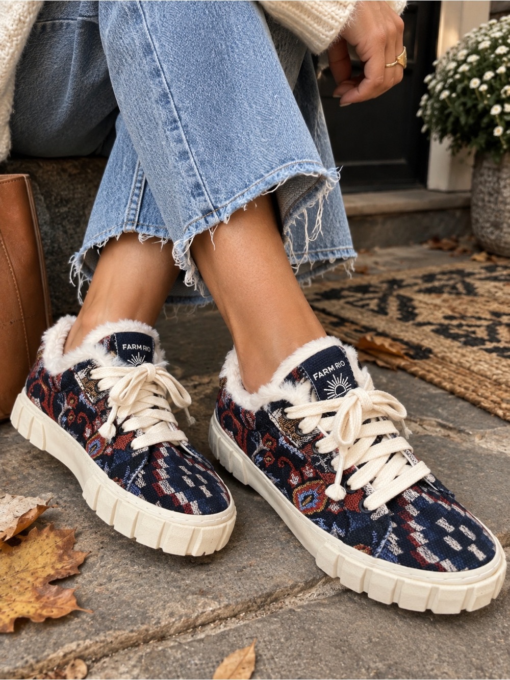 Farm Rio Ainika Tapestry Platform Sneakers Faux Fur Blue 8.5 NWOT